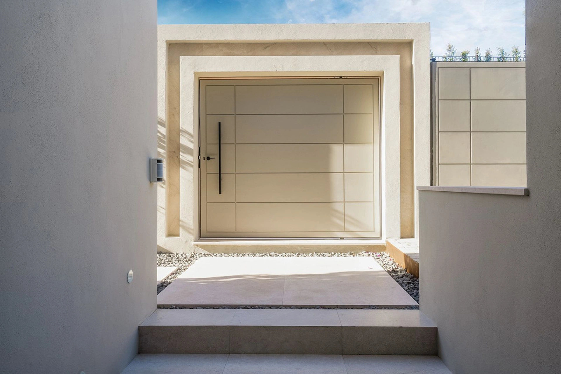 Villa en venta en Nueva Andalucia, Marbella