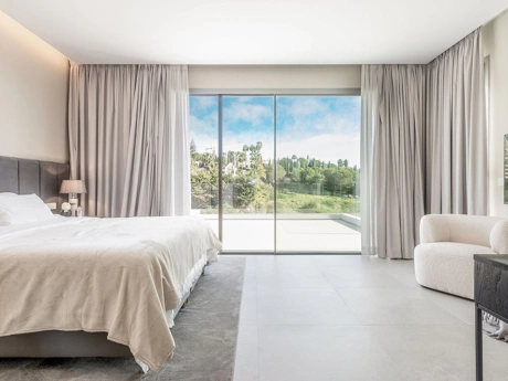 Villa en venta en Nueva Andalucia, Marbella