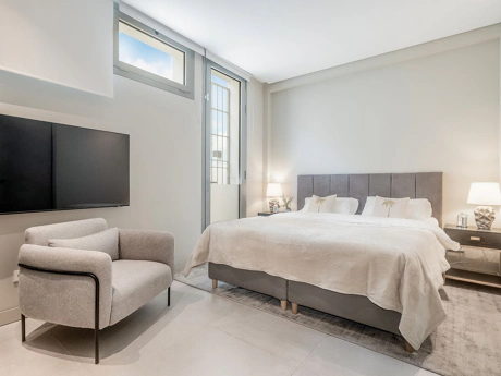 Villa en venta en Nueva Andalucia, Marbella