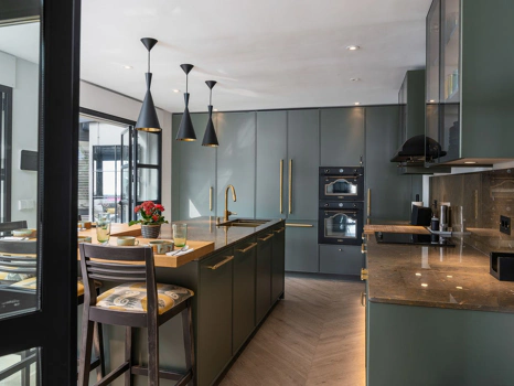 Apartment for sale in Benahavis