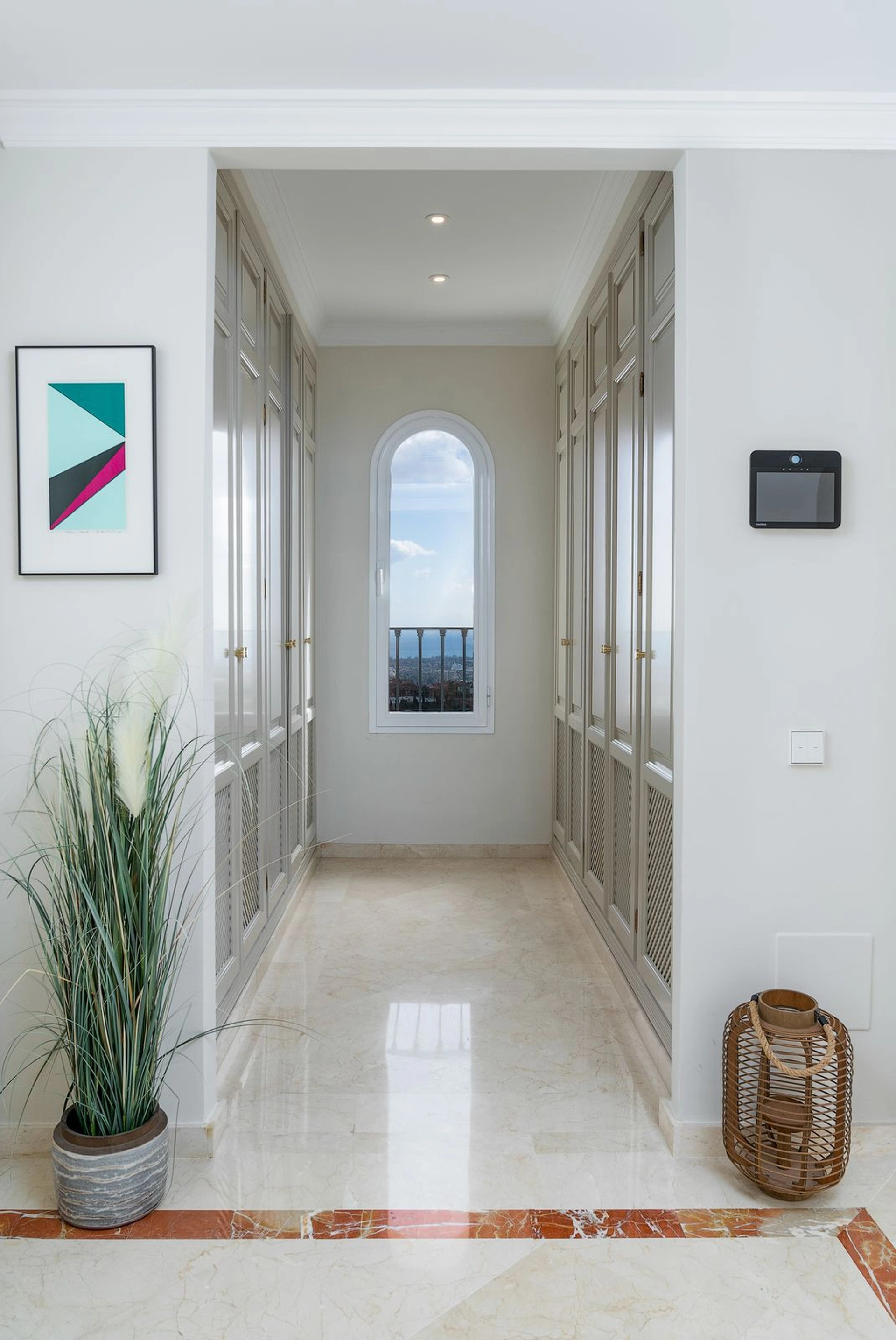Apartment for sale in Benahavis