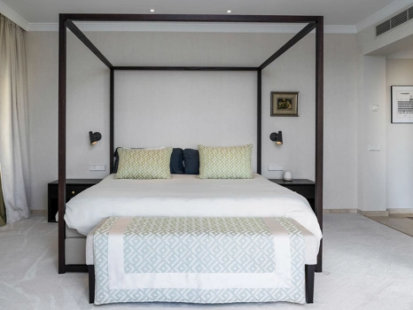 Apartment for sale in Benahavis