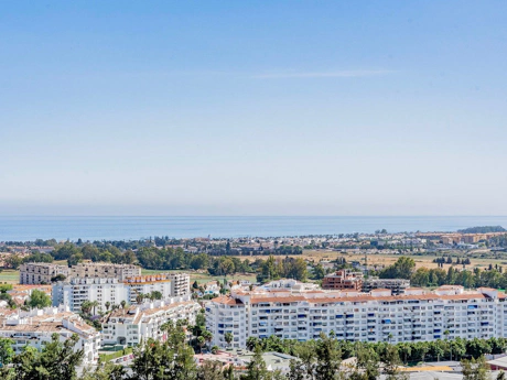 Apartment for sale in Nueva Andalucia, Marbella
