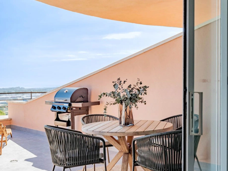 Apartment for sale in Nueva Andalucia, Marbella