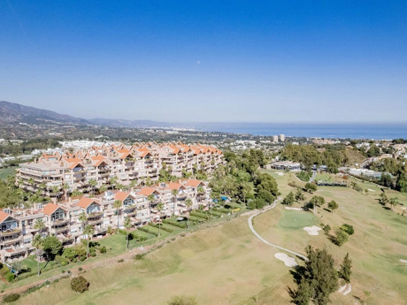 Apartment for sale in Nueva Andalucia, Marbella
