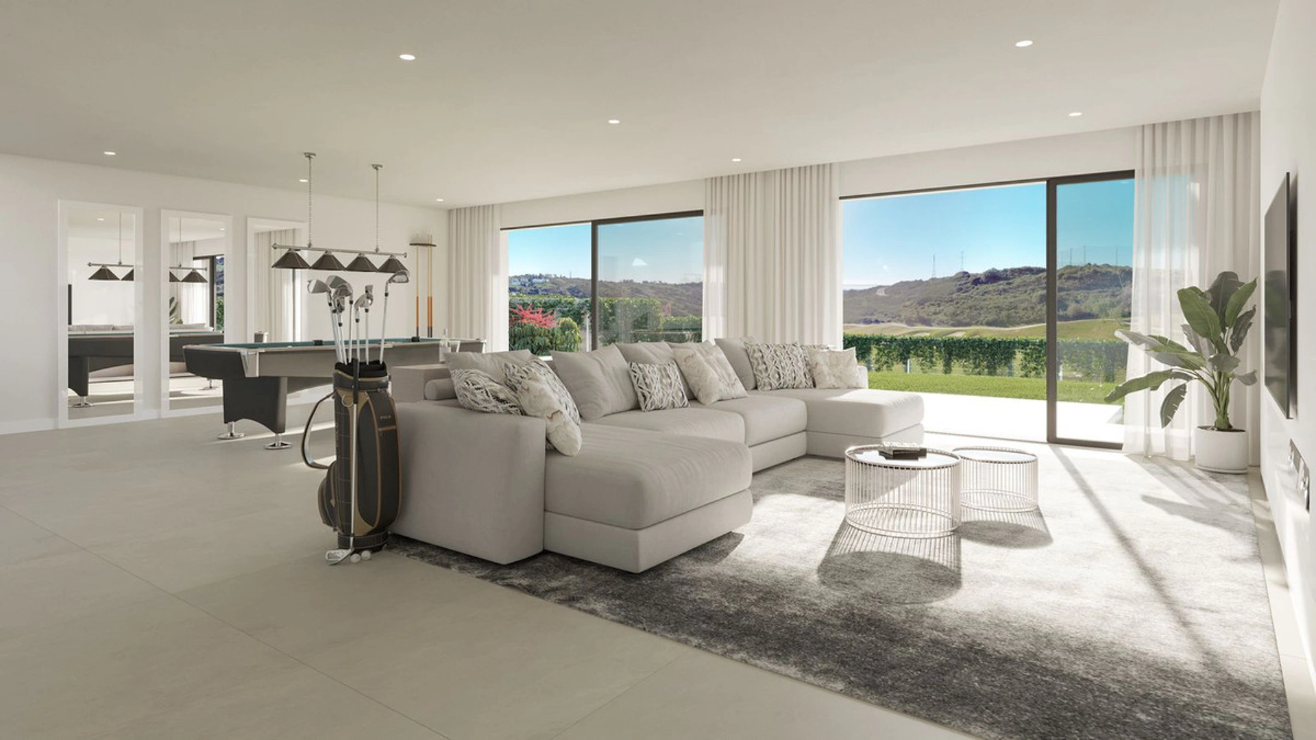 Villa for sale in Estepona