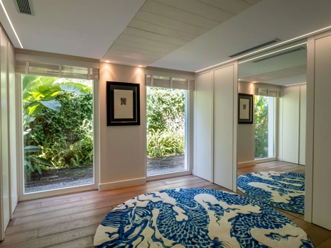 Villa for sale in Benahavis