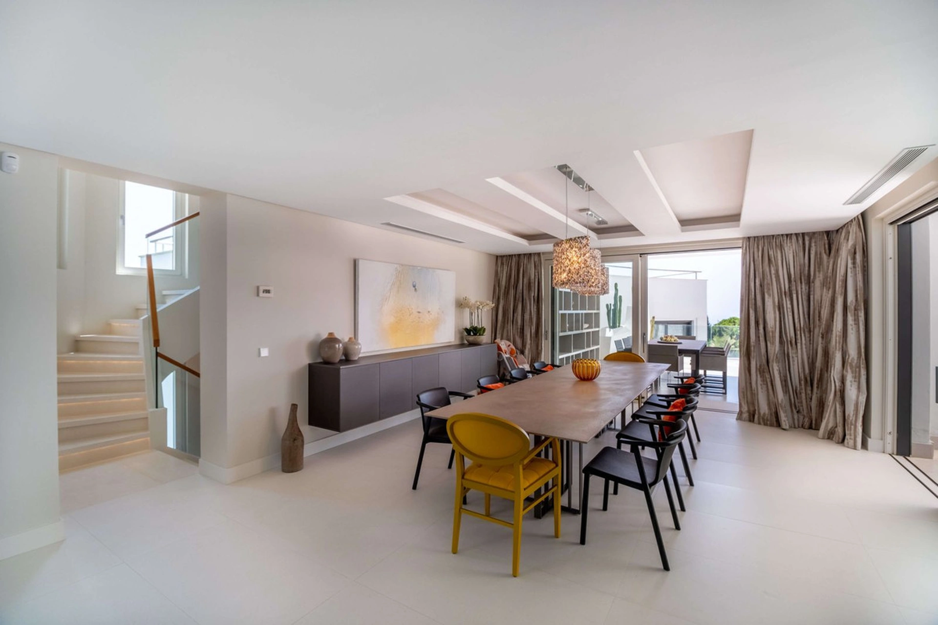 Villa for sale in Benahavis