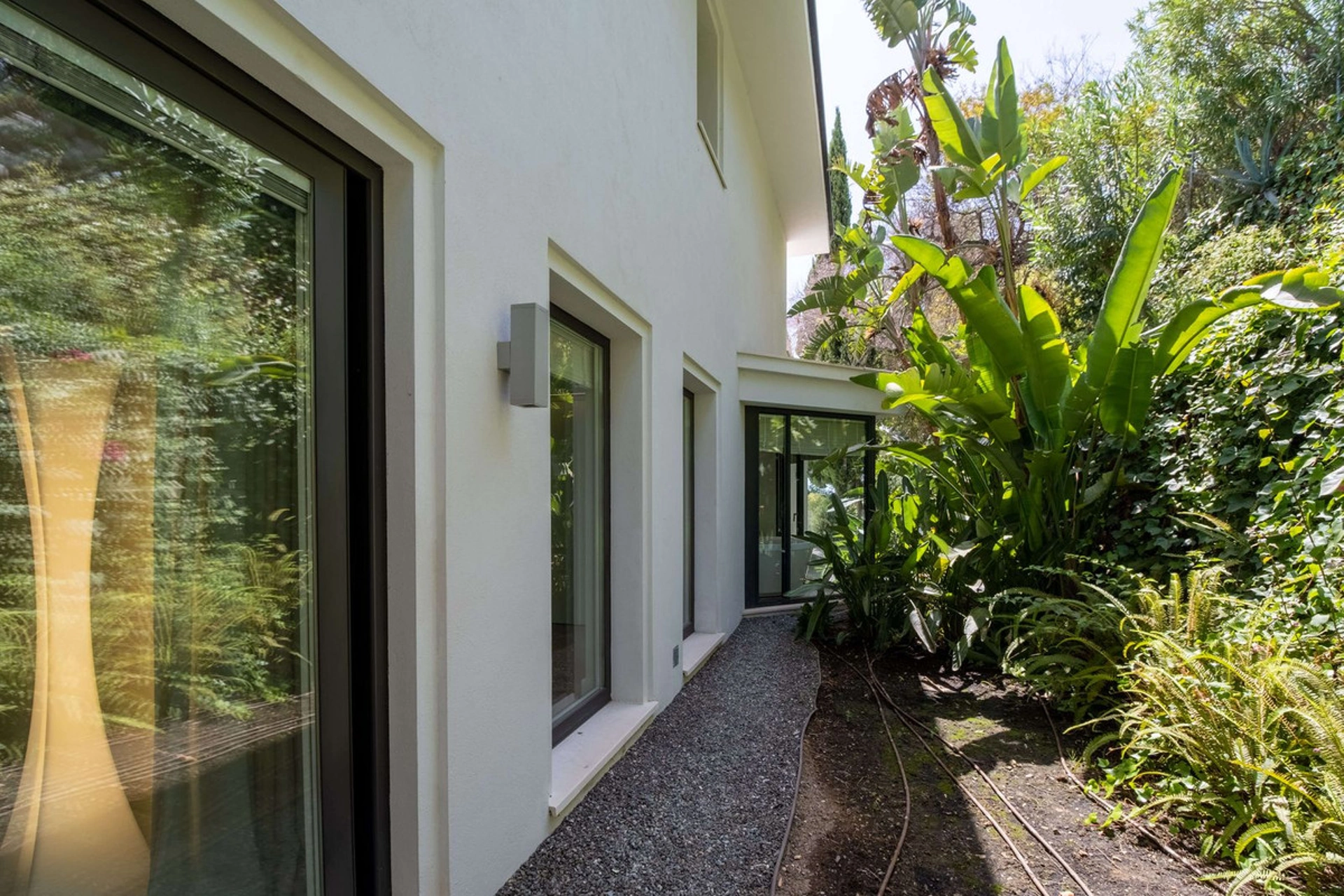 Villa for sale in Benahavis