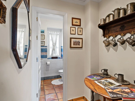 Villa for sale in Benahavis