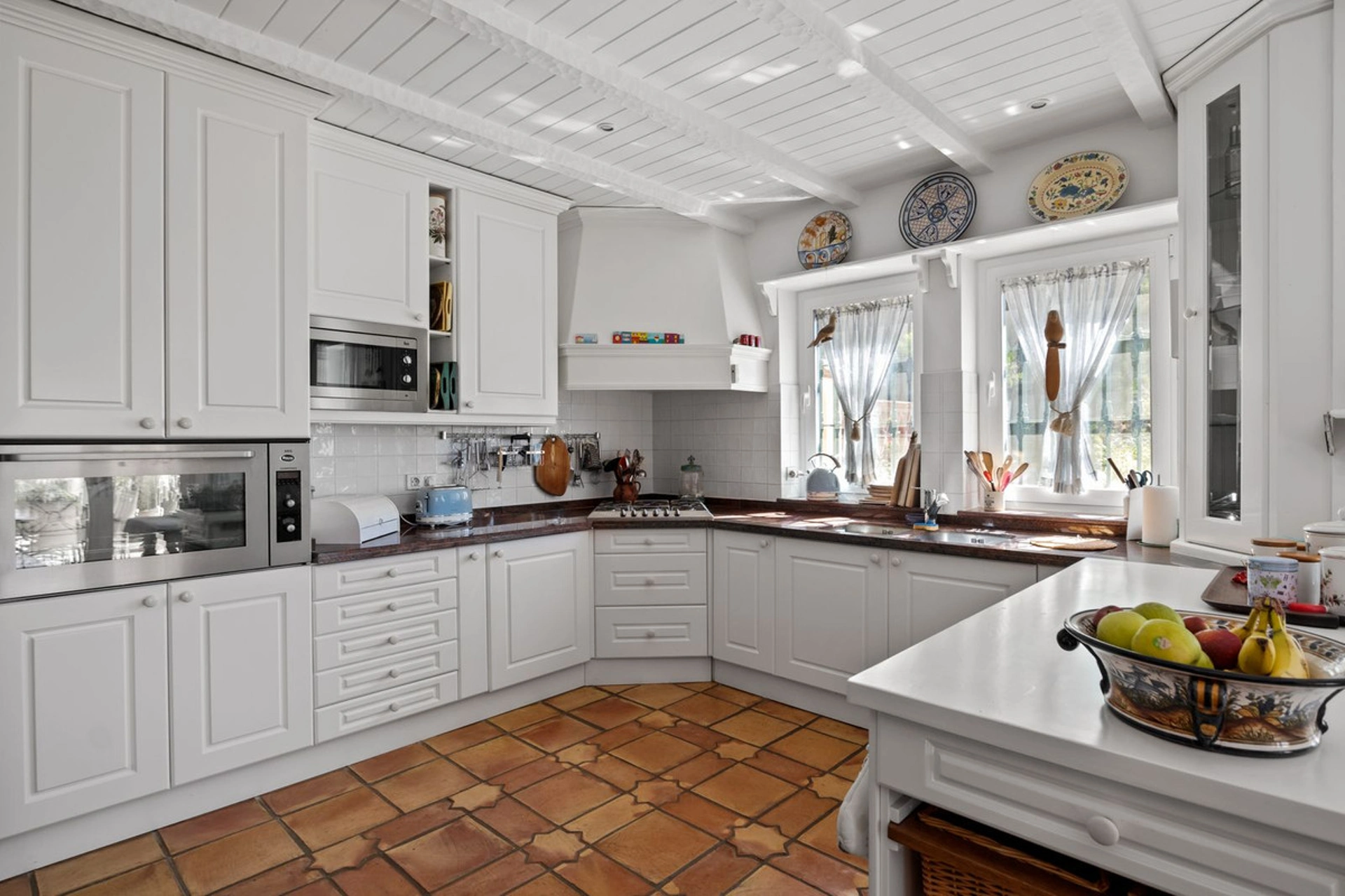 Villa for sale in Benahavis