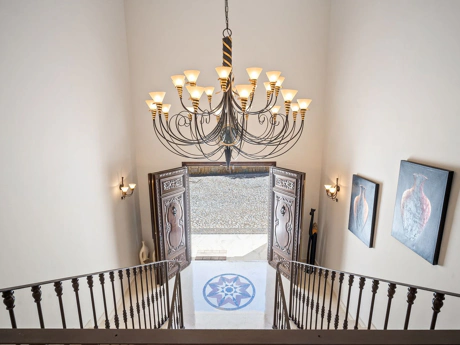 Villa for sale in Benahavis