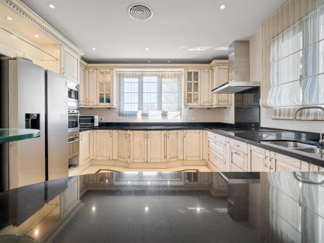 Villa for sale in Benahavis