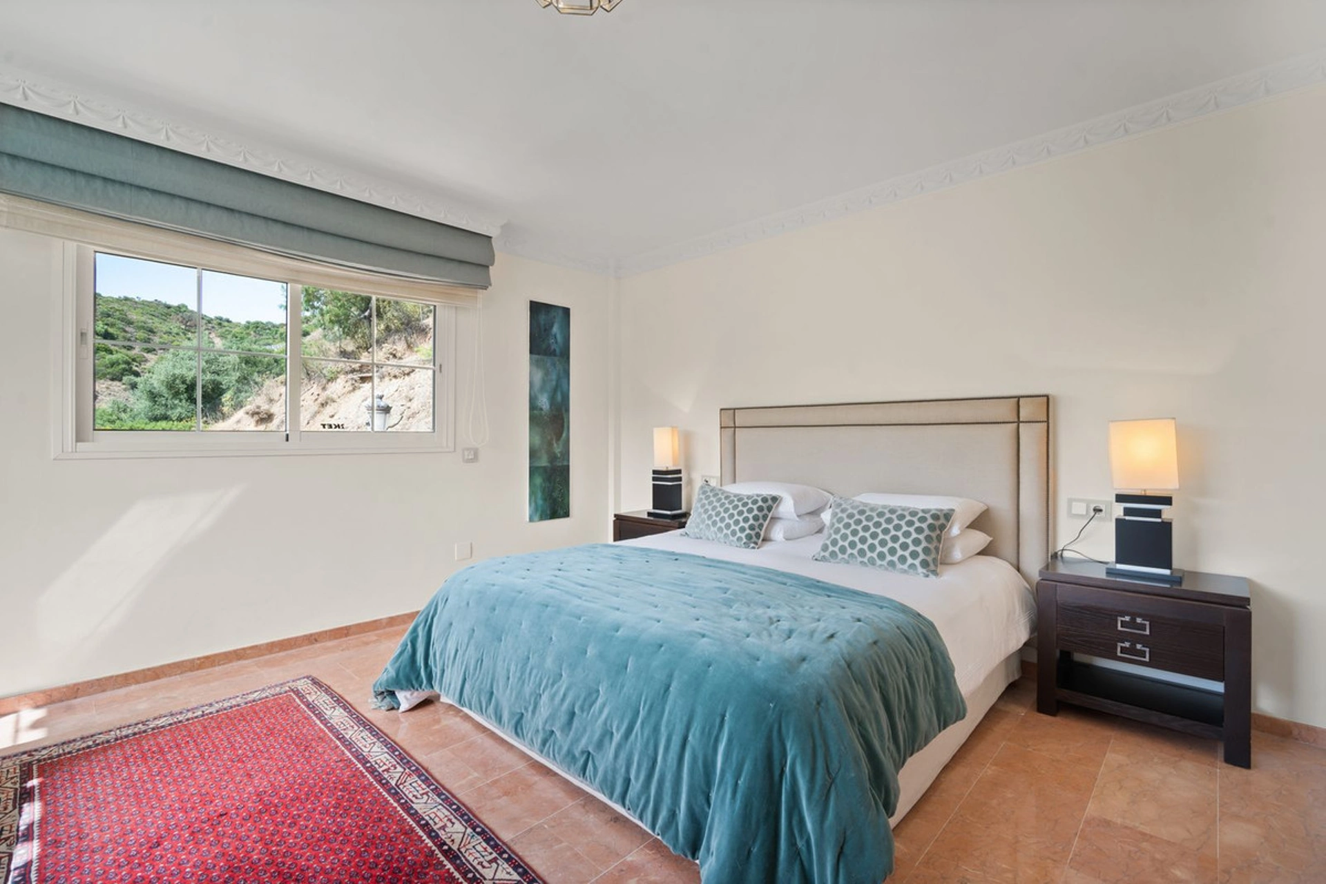 Villa for sale in Benahavis