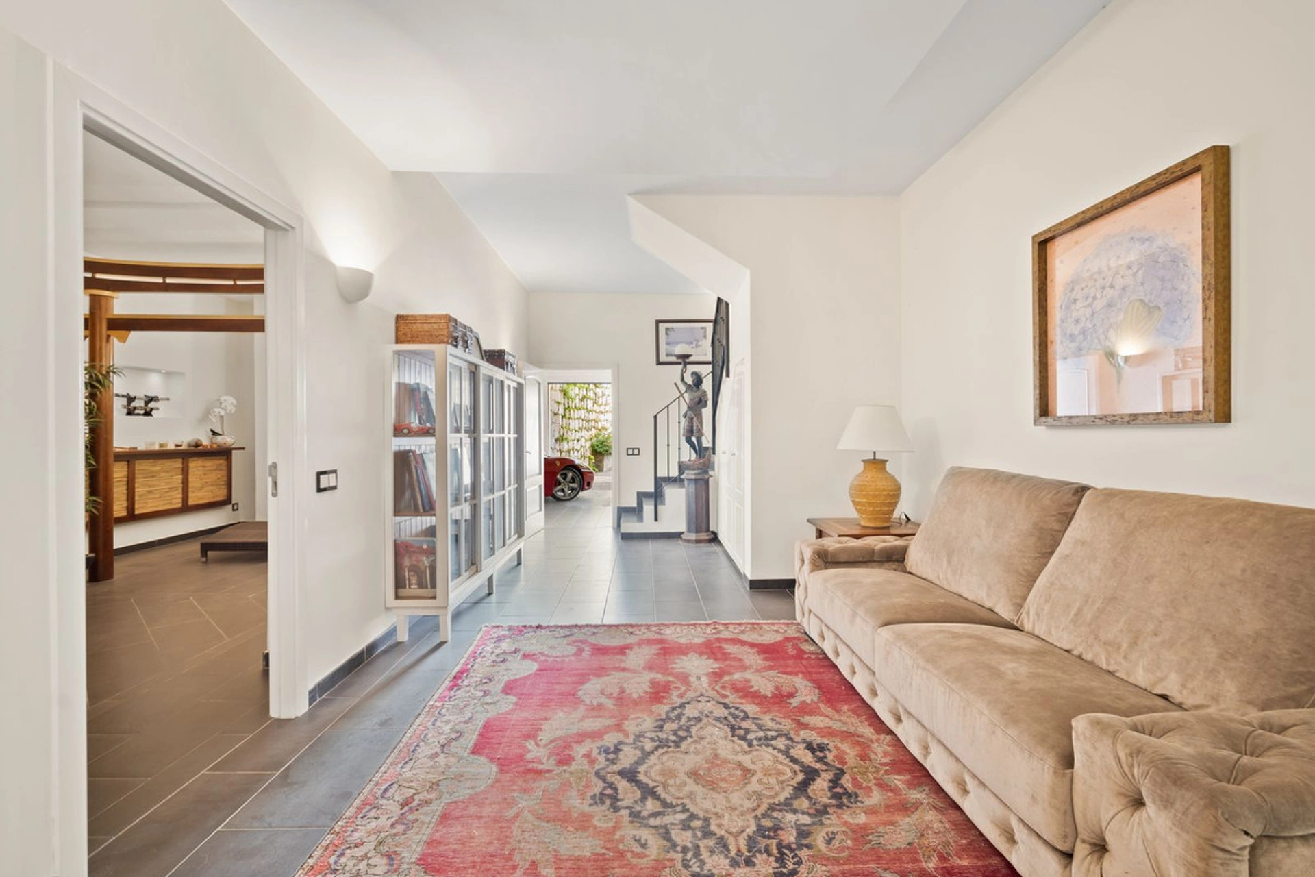 Villa for sale in Benahavis