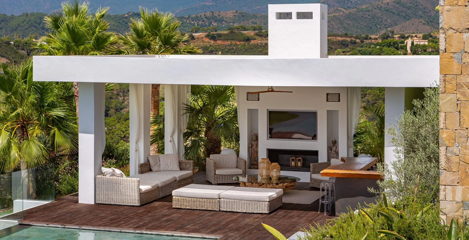 Villa for sale in Benahavis