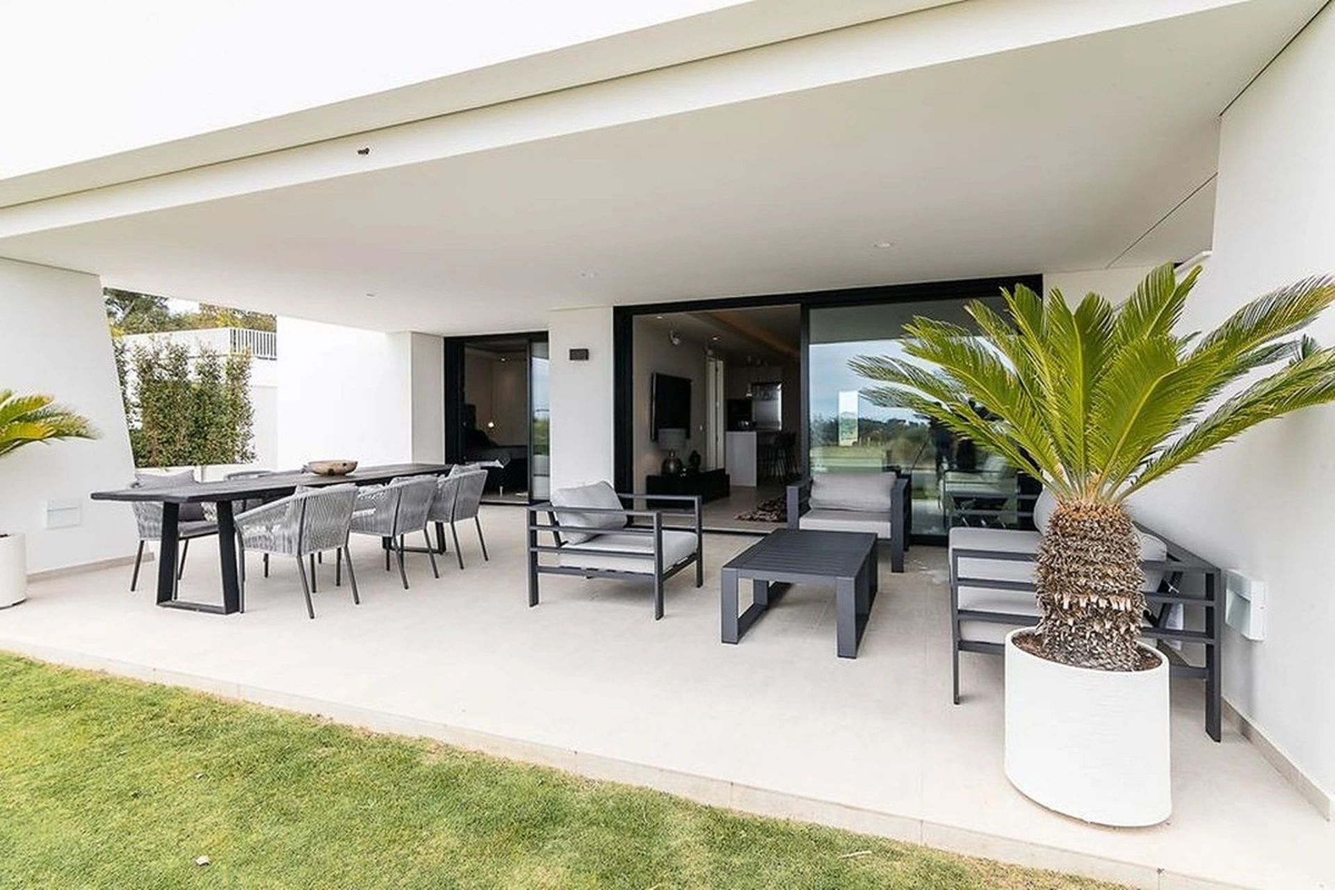 Ground Floor Apartment for sale in Nueva Andalucia, Marbella