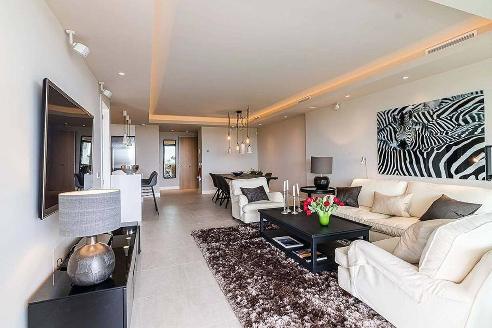 Ground Floor Apartment for sale in Nueva Andalucia, Marbella