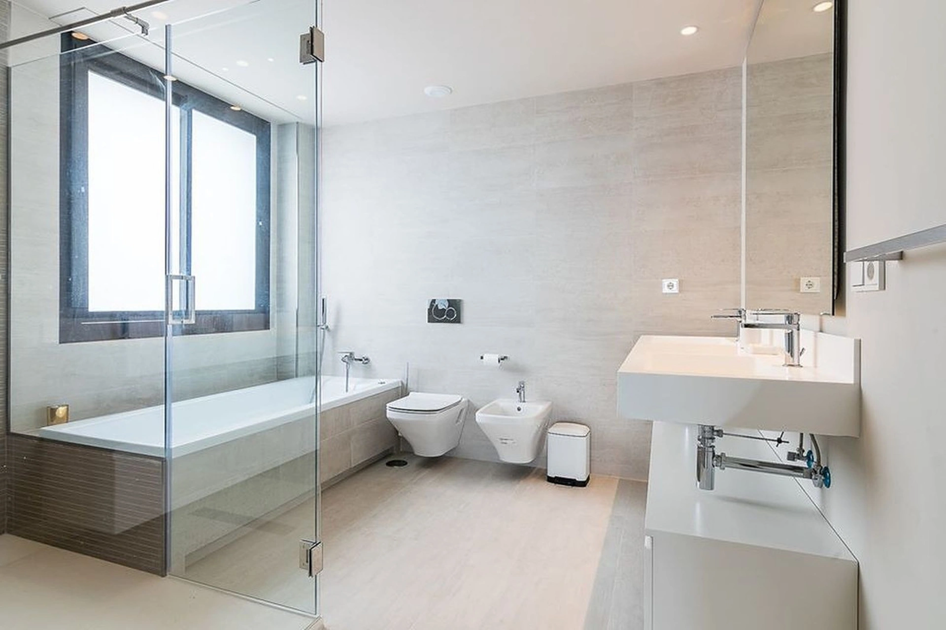 Ground Floor Apartment for sale in Nueva Andalucia, Marbella