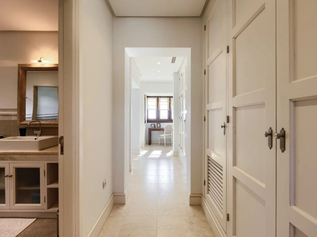 Villa for sale in Marbella Golden Mile