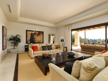 Villa for sale in Marbella Golden Mile