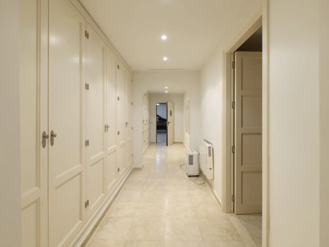 Villa for sale in Marbella Golden Mile