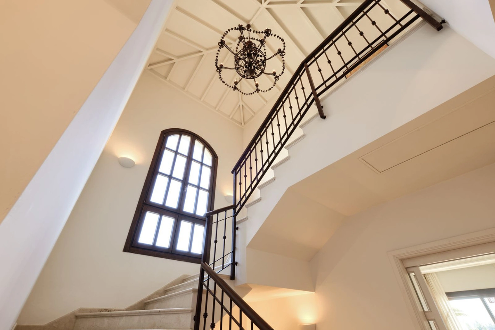 Villa for sale in Marbella Golden Mile