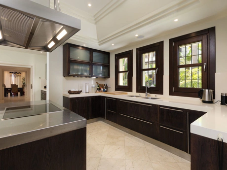 Villa for sale in Marbella Golden Mile