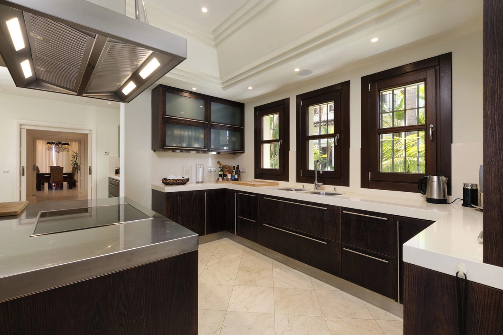 Villa for sale in Marbella Golden Mile