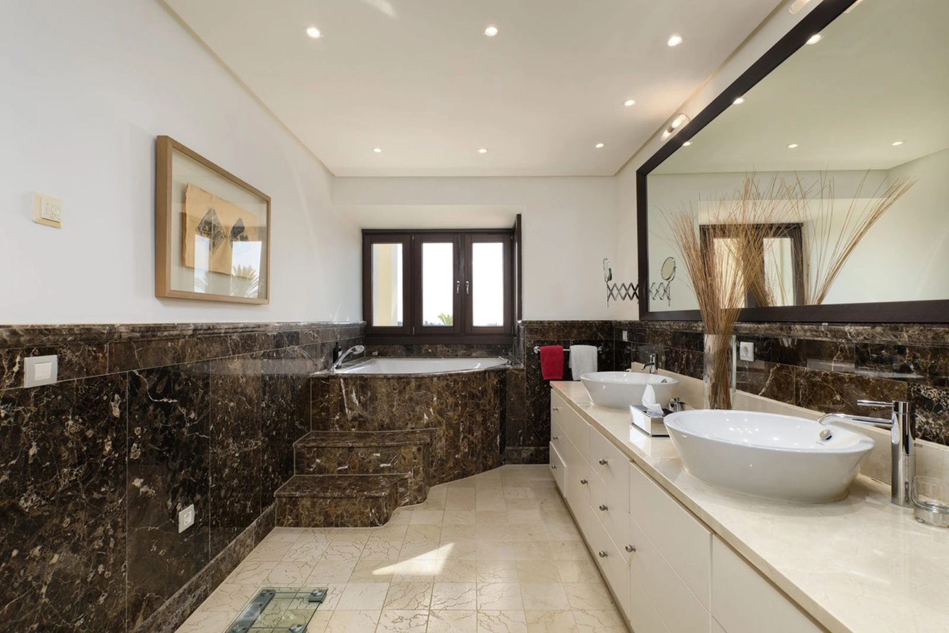 Villa for sale in Marbella Golden Mile