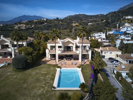 Villa for sale in Marbella Golden Mile