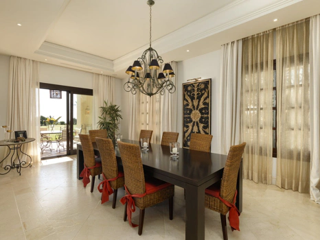 Villa for sale in Marbella Golden Mile