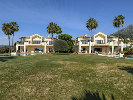 Villa for sale in Marbella Golden Mile