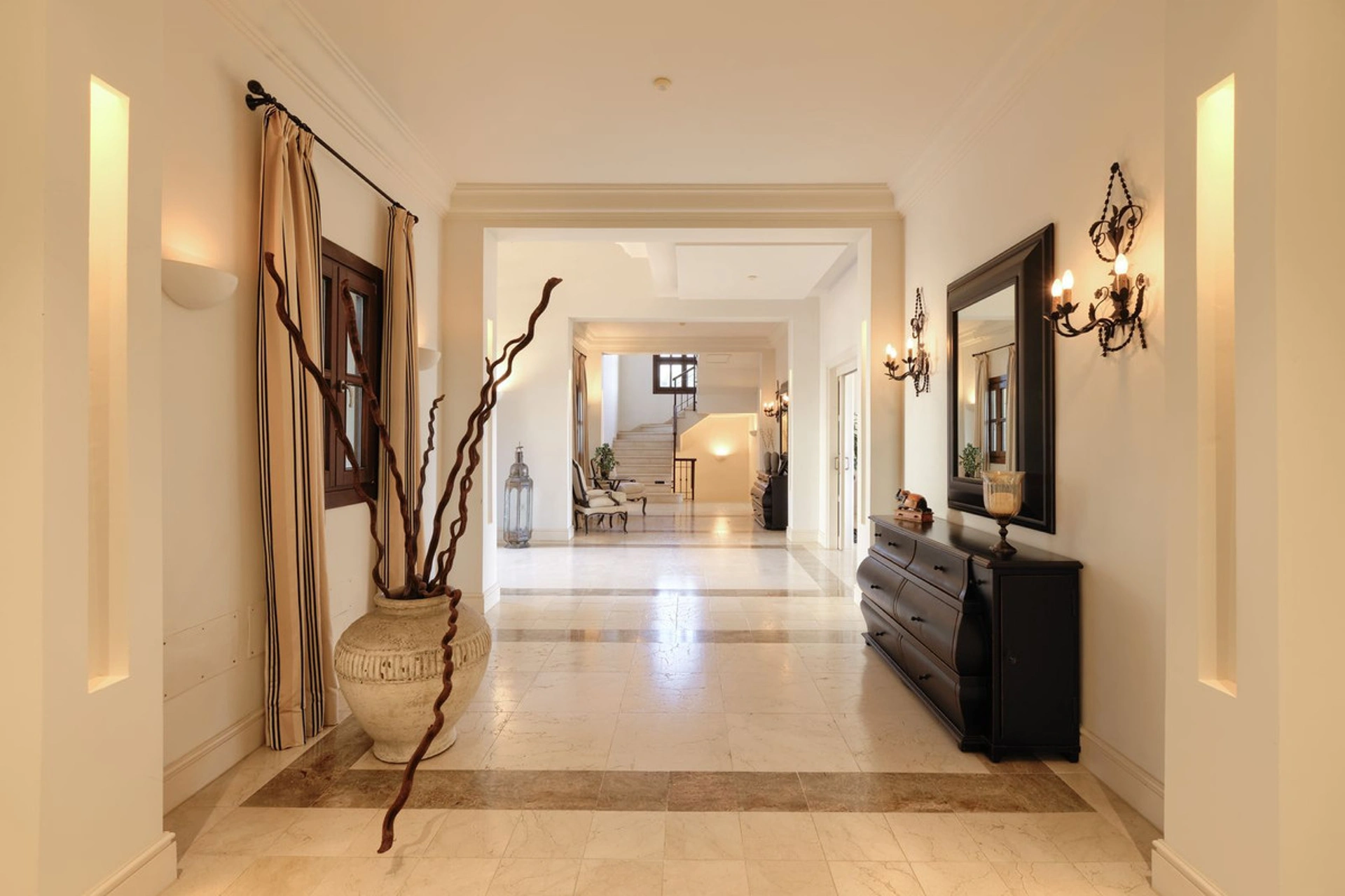 Villa for sale in Marbella Golden Mile