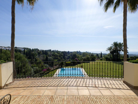 Villa for sale in Marbella Golden Mile