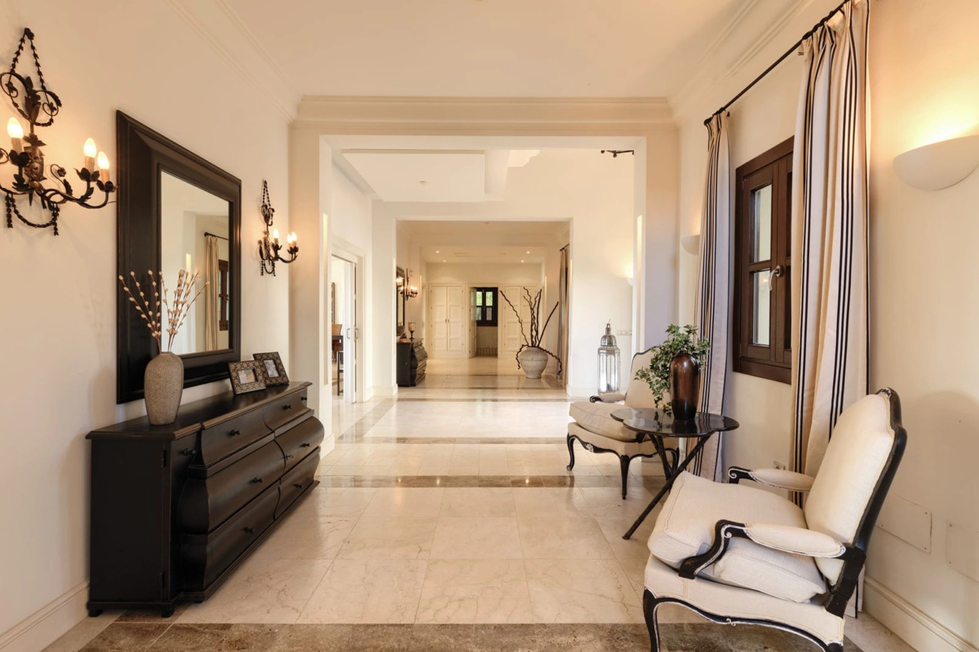 Villa for sale in Marbella Golden Mile