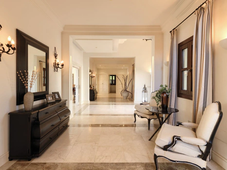 Villa for sale in Marbella Golden Mile