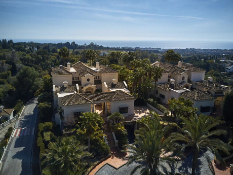 Villa for sale in Marbella Golden Mile