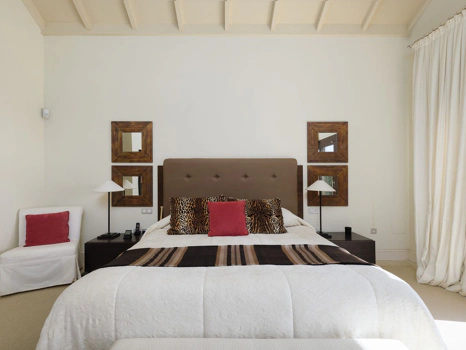 Villa for sale in Marbella Golden Mile