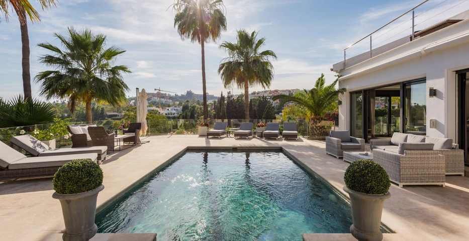 Villa for sale in Nueva Andalucia, Marbella