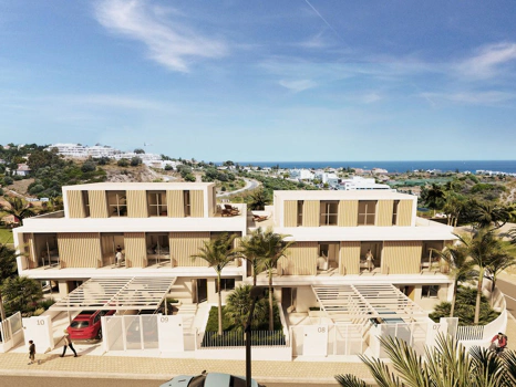 Town House for sale in Estepona