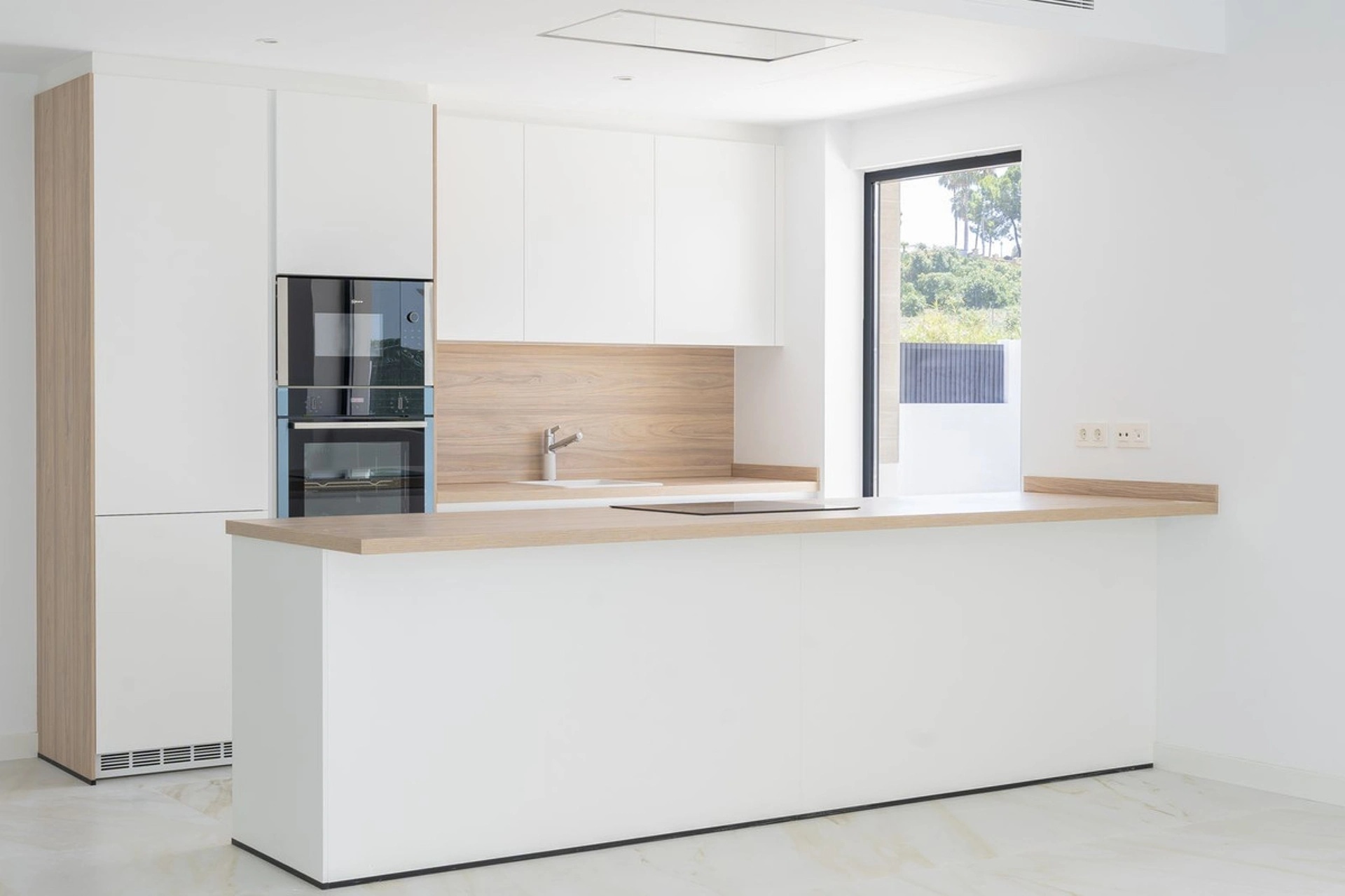 Villa for sale in Estepona