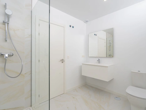Villa for sale in Estepona