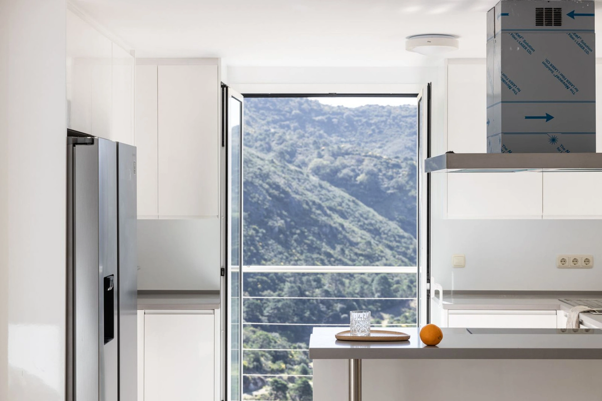 Villa for sale in Benahavis