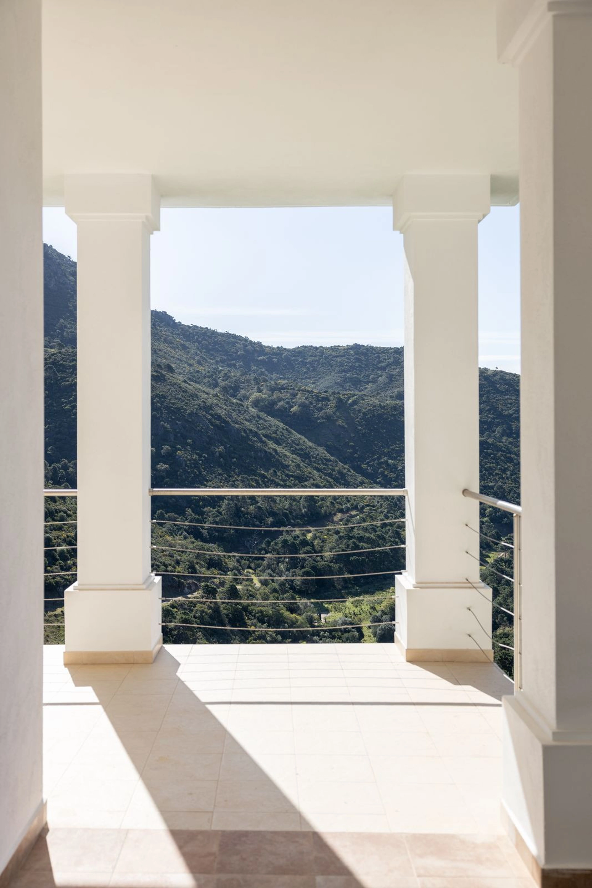 Villa for sale in Benahavis