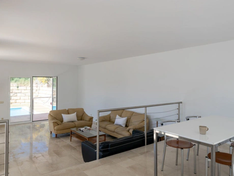 Villa for sale in Benahavis