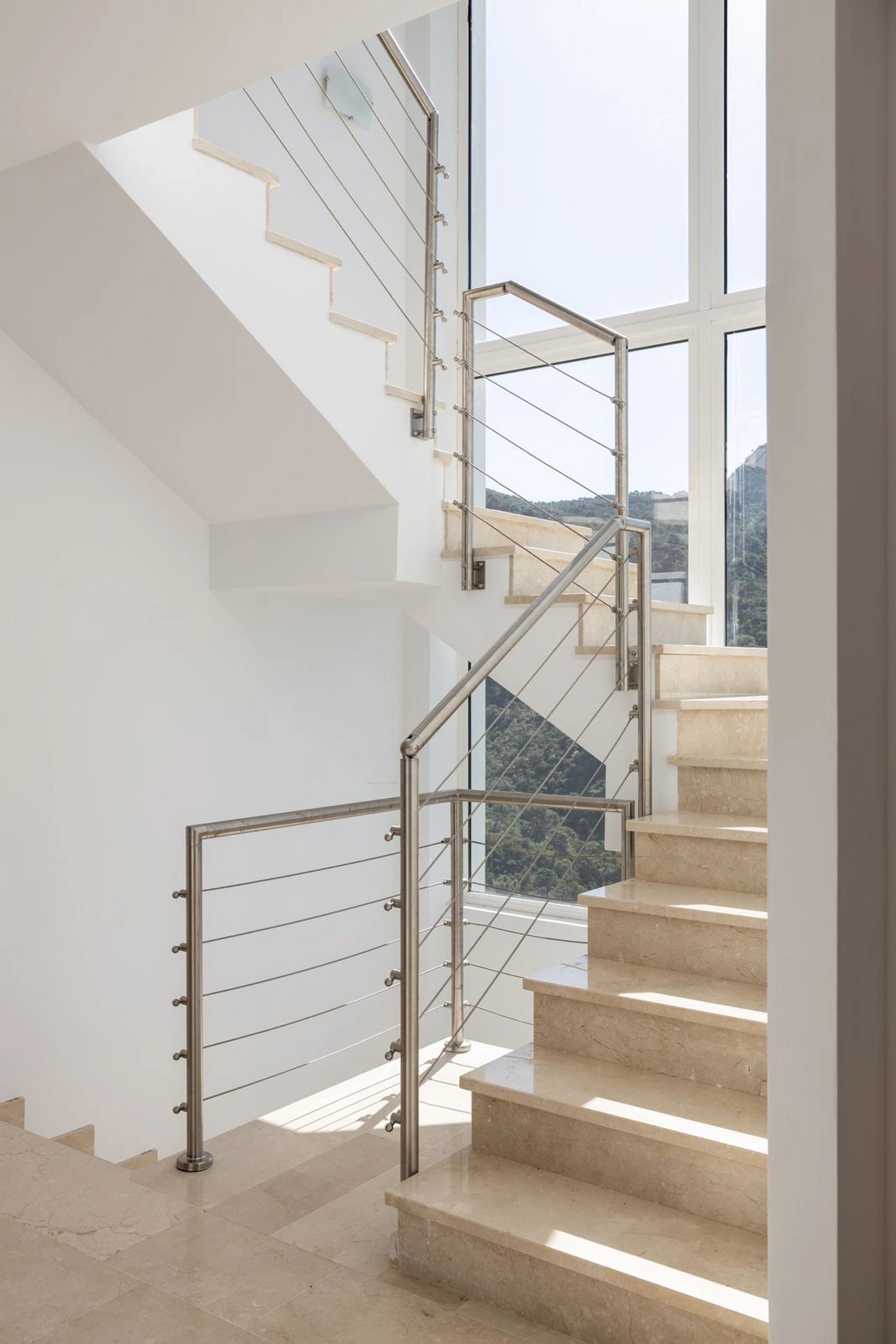 Villa for sale in Benahavis