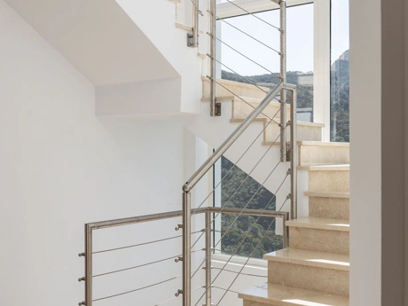 Villa for sale in Benahavis