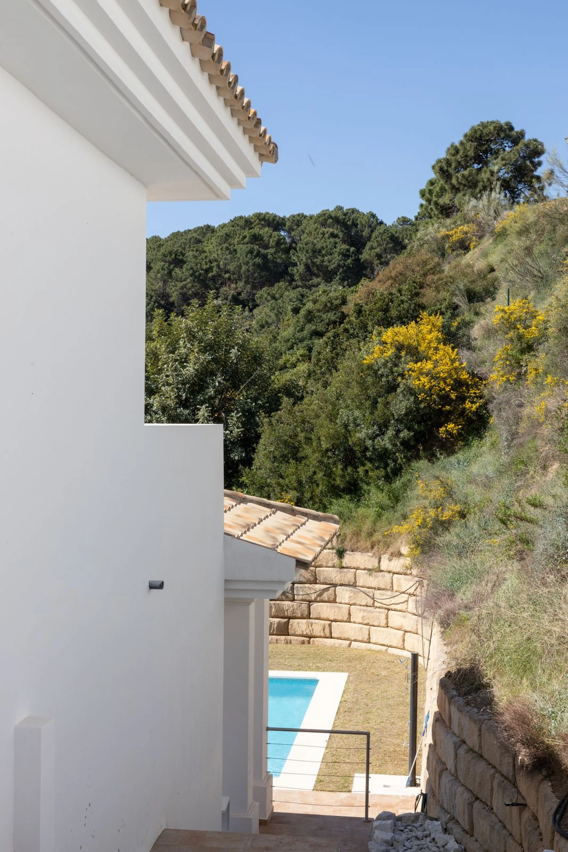 Villa for sale in Benahavis
