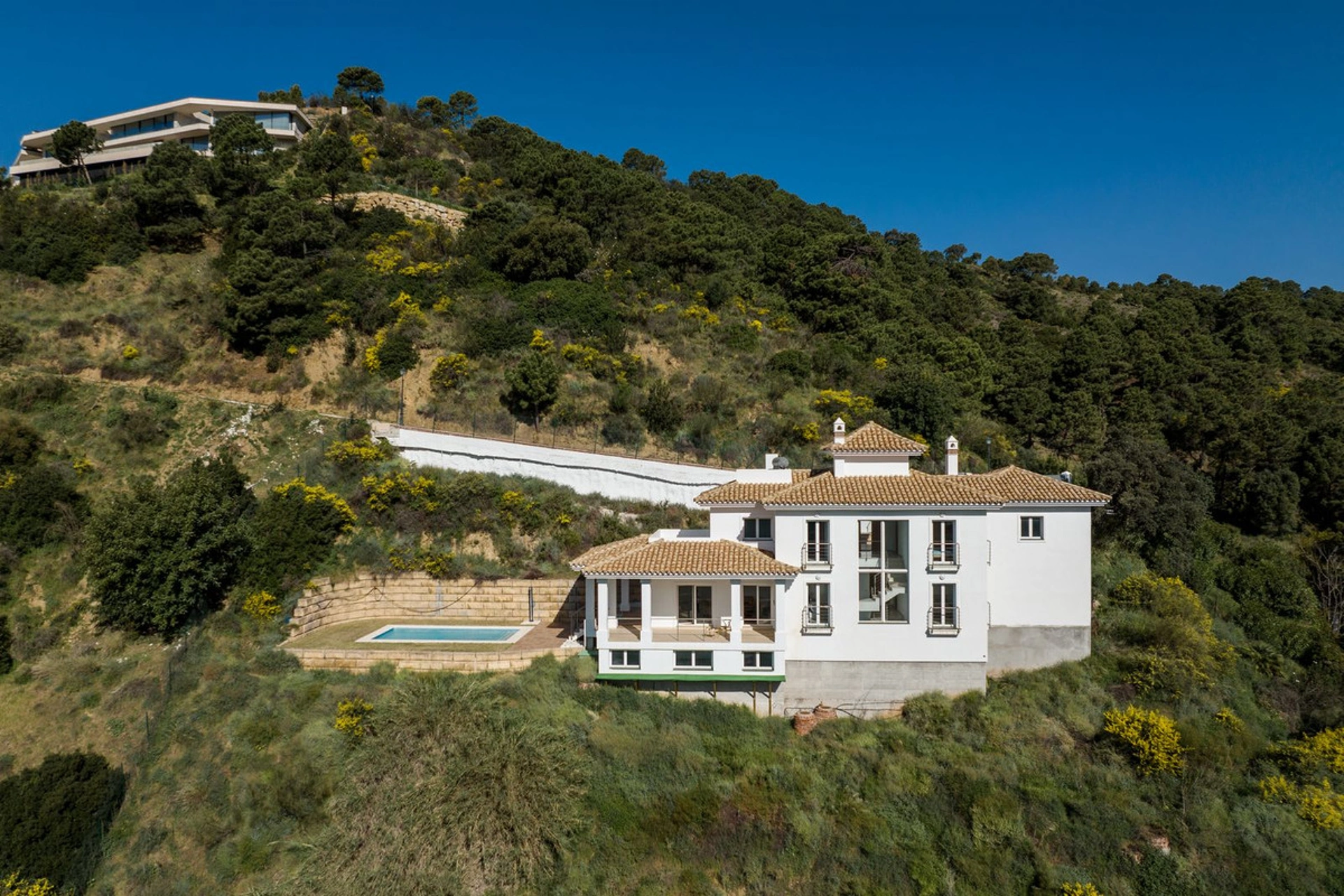 Villa for sale in Benahavis